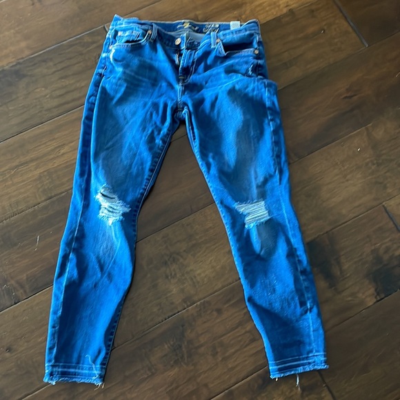7 for all mankind distressed ankle skinny. Size 30. - Picture 4 of 6